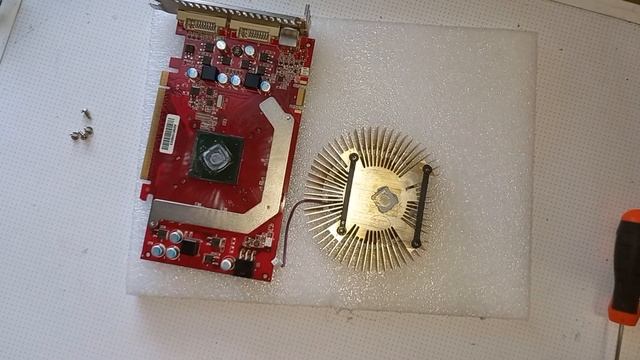 ?GeForce 9600GT 512Mb DDR3 256bit ?  Video Card Disassembly???
