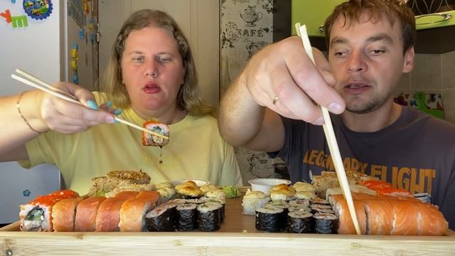 СУПЕР МУКБАНГ/ огромный сет роллов, БОЛЬШЕ 100 штук на ужин?, я лопнула?#Мукбанг смотреть онлайн