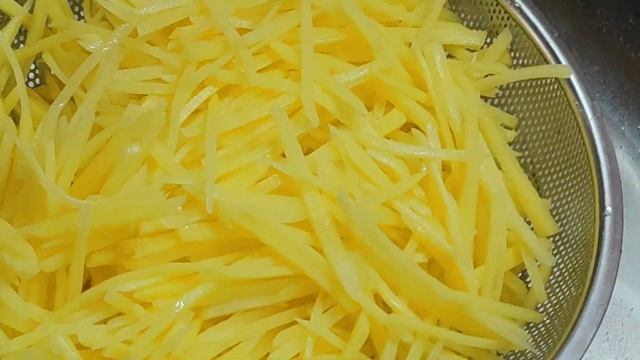 ХРУСТЯЩИЙ КАРТОФЕЛЬНЫЙ САЛАТ ПО КОРЕЙСКИ КАМДИ-ЧА смотреть онлайн