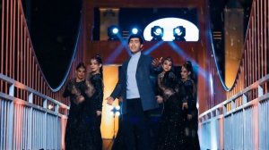 Искандар Файзидинов- Суи ки ханда мекунад