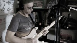 Александр Лынник 
Кавер-версия Highway star — Deep Purple
вокал, гитара - А.Лынник