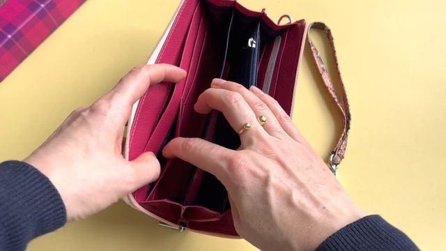 ❤Женский большой лакированный кошелек на молнии под змею Sergio Valentini➡️СВ 3102-465 смотреть онлайн