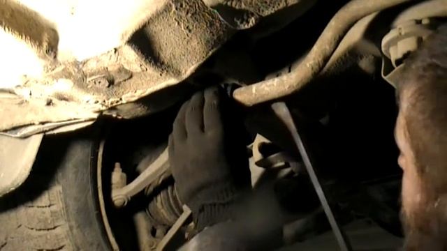 Рено Логан как поменять втулки стабилизатора/Renault Logan How to change stabilizer bushings смотреть онлайн