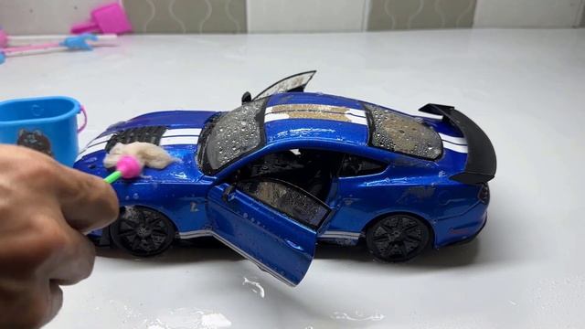 CLEANING FORD MUSTANG 2.3 High Performance car model in blue color | Super car wash смотреть онлайн