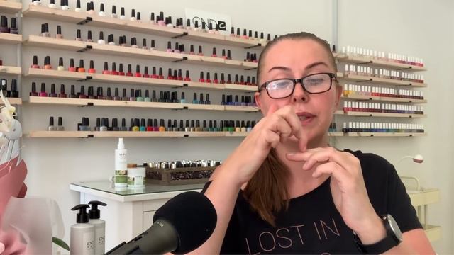 Why Are These Nails Weak? Find Out. [Anna's Nail Advice] смотреть онлайн