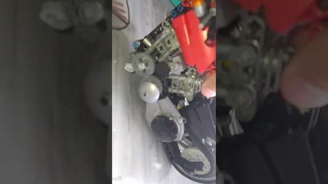 обзор на мотоцикл из лего за 2к ?