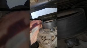 Как подтянуть приводной ремень на Ниссан Примера р12