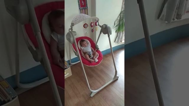 Chicco baby swing смотреть онлайн