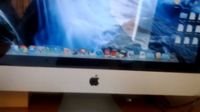 iMac 21.5" Review смотреть онлайн