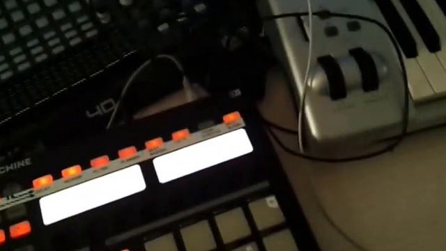 Acidlab Miami / VT-Bass Pedal / NI Maschine смотреть онлайн