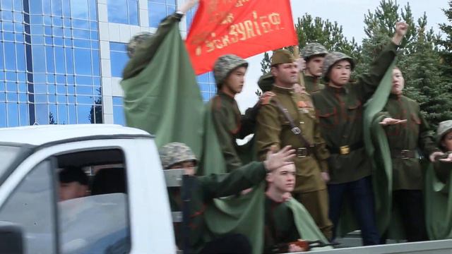Празднование Дня Победы, Костанай смотреть онлайн