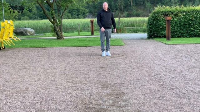How to play pétanque - My way! смотреть онлайн