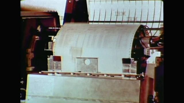 Computer History: IBM 1401 Mainframe Data Processing System 1960 ENGLISH version (HD) смотреть онлайн
