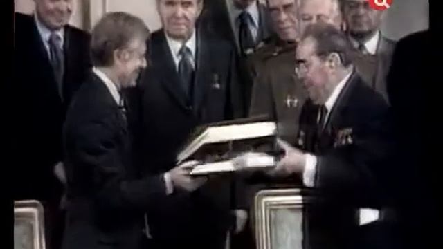 Наука о поцелуе, ТВЦ смотреть онлайн