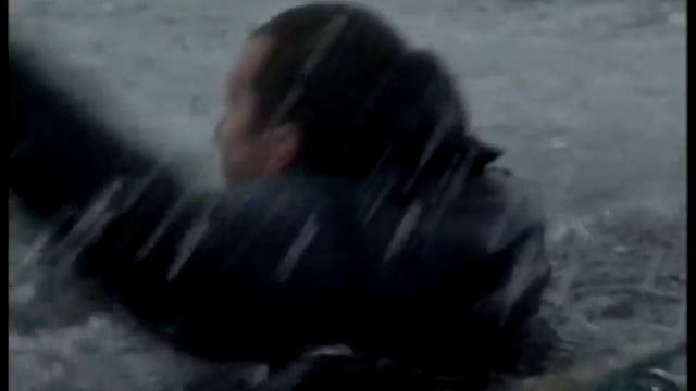 Пересечение реки по льду смотреть онлайн