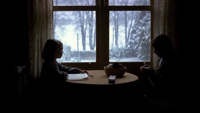 El sur (Víctor Erice, 1983) | Música de Enrique Granados смотреть онлайн