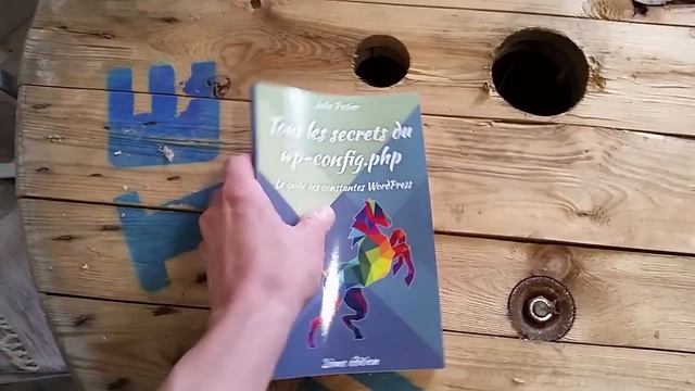 La version papier est arrivée ! “Tous les secrets du wp-config.php” 145 pages ! смотреть онлайн