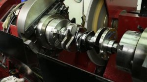 Ремонт коленвала двигателя. Шлифовка коленвала на станке AMC-SCHOU (K1500-U)