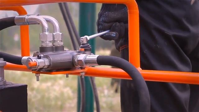 Установка для завинчивания свай SV-15 смотреть онлайн