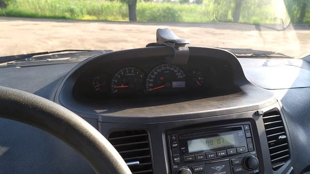 Поэтапный заезд в гараж с разворотом. смотреть онлайн