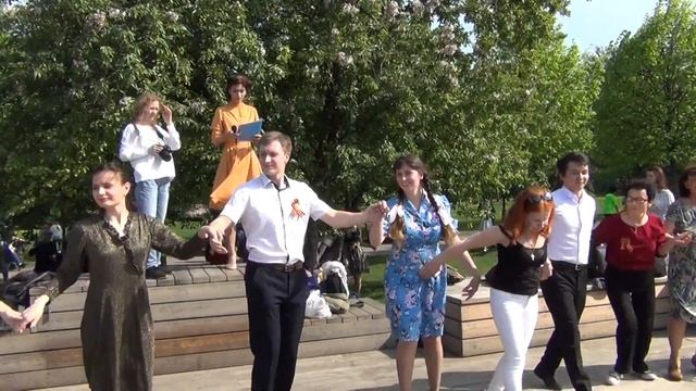 Испанский вальс бал Победы парк Горького балансе.рф смотреть онлайн