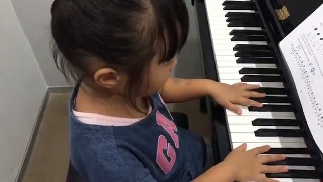 Dora @Piano class смотреть онлайн