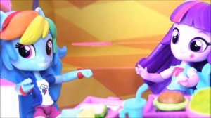 Эквестрия Герлз! КОНКУРС! Игровой Набор Девушка Эквекстрии Флаттершай в Столовой! Май Литл Пони