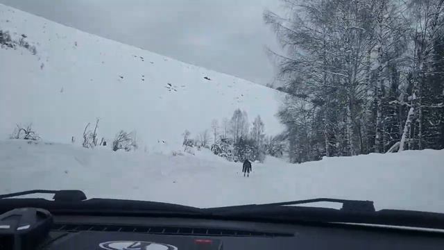 На перевале. Поездка в Алтай(Зыряновск) смотреть онлайн
