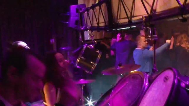 Garage Drum Show в Буковелі смотреть онлайн
