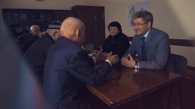 Один день. Я - сельский аким. С Ерланом Исабековым смотреть онлайн