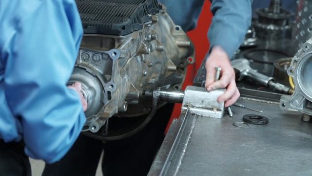 ZF/Chrysler Eight Speed RWD: Part 1 смотреть онлайн