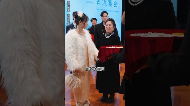 [MULTI SUB]《攤牌了我就是總裁夫人》夫人隱藏身份去集團打工，才分開一天總裁就放心不下，追到公司把她寵上天！#甜寵 #虐戀 #豪門 #霸總 #言情 #chinesedrama #短剧