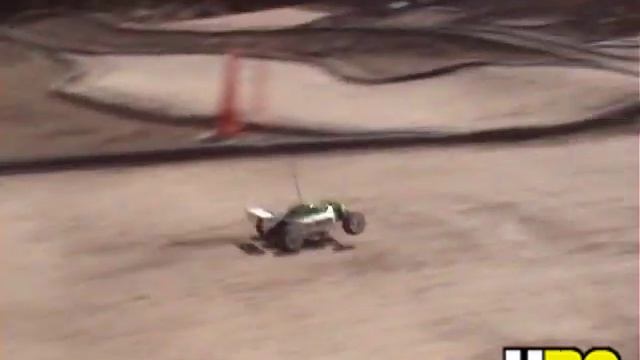 \BACKSLASH - World's 1st Traxxas Slash 1:8th buggy conversion! смотреть онлайн