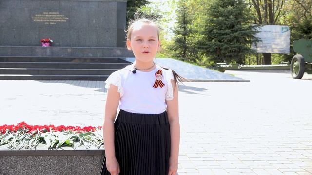 Люди! Покуда сердца стучатся, - Помните! смотреть онлайн
