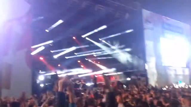 Макс Корж - Кто здесь папа? смотреть онлайн