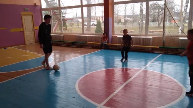 ФУТБОЛ. 1×2. ПОДСТРАХОВКА. МАСТЕРСКИ ВЫПОЛНИНА ГОЛЕВАЯ ПЕРЕДАЧА. смотреть онлайн
