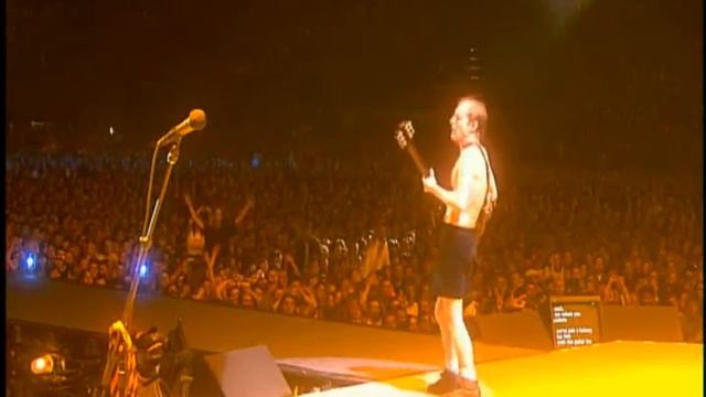 Angus Young_Gibson SG_LIVE_AC-DC at Olympiastadion, Munich,Germany14Juni 2001(nterview).avi смотреть онлайн