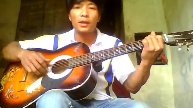 Hãy để cho tôi được quên em guitar - Ngô Núi New version смотреть онлайн