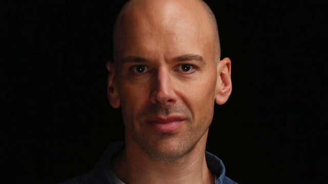 Adrian Tamburini sings Shostakovich: Sonnet 66. Op. 140, No. 5 смотреть онлайн