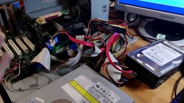 Подключаю SSD к старому компьютеру