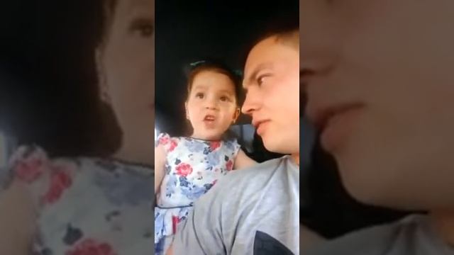 Ей 3 года. Папа и дочка серьёзный разговор