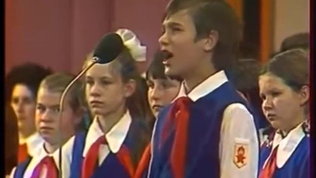 Кто весел тот смеется, кто хочет тот добьется смотреть онлайн