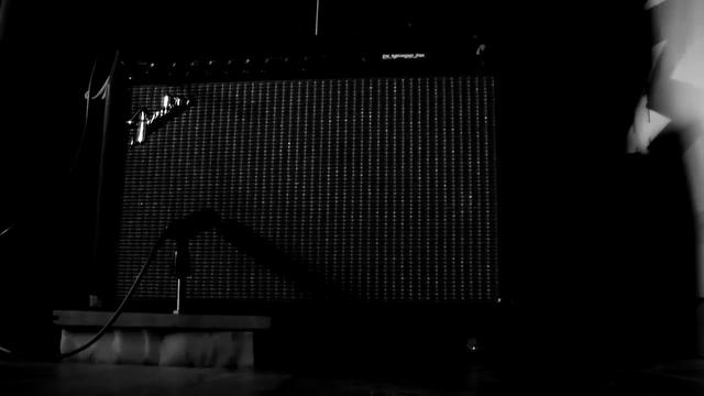bEwaRe! tHe Fender Cyber Twin sCarY sOUnDs! смотреть онлайн