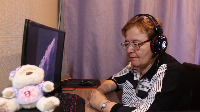 РЕАКЦИЯ МАМЫ НА [ЮГ 404, Lida - Одуванчики] смотреть онлайн