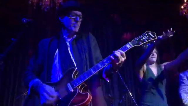 Группа "Хит Италии" смотреть онлайн