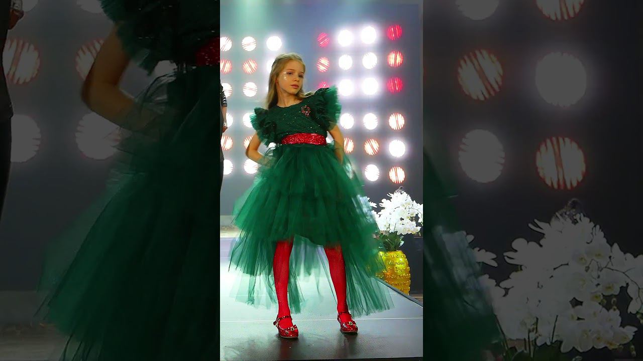 МАМИНО МОДНОЕ ДНК , Mom's fashionista Milena fashion show with her mom смотреть онлайн