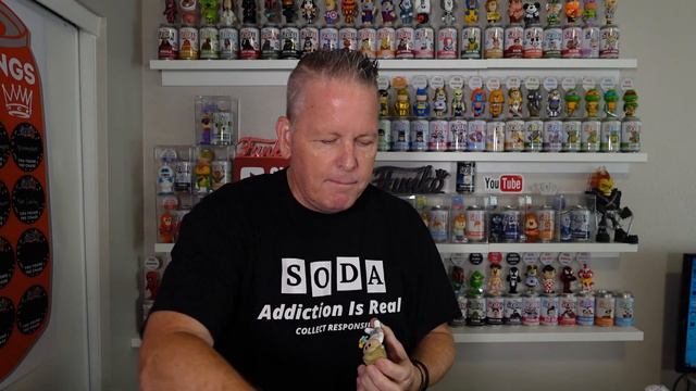 UNBOXING Funko Fundays Blacklight FREDDY FUNKO + Mariotti & Becker Sodas смотреть онлайн