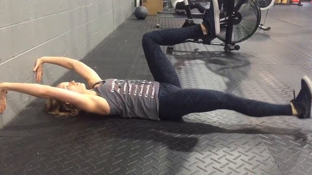 Wall Resisted Dead Bug смотреть онлайн