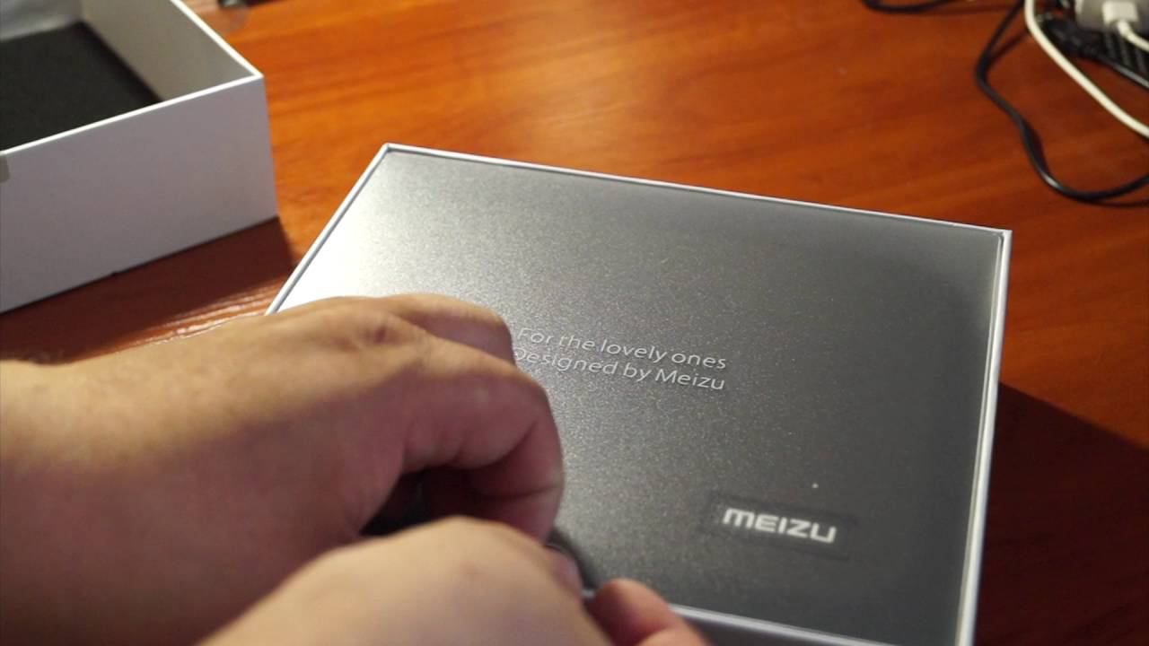 Распаковка Meizu HD50.