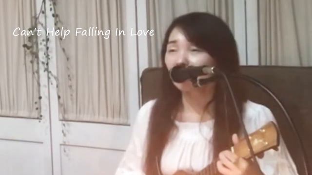 Can't Help Falling In Love （Ukulele cover） смотреть онлайн